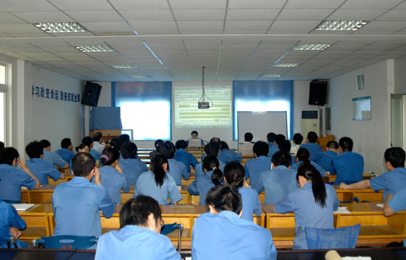 江蘇上上電纜集團(tuán)進(jìn)行核電法規(guī)、核電質(zhì)保要求培訓(xùn)