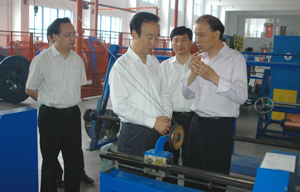 常州市委書記范燕青一行來江蘇上上電纜集團(tuán)視察